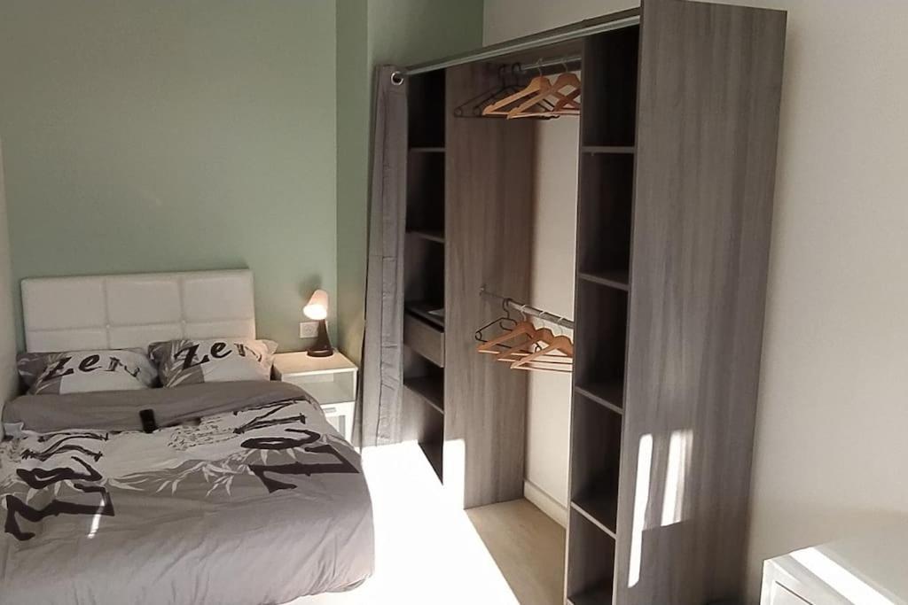 Ferienwohnung Parisian Cosy Flat With Balcony Argenteuil Exterior foto