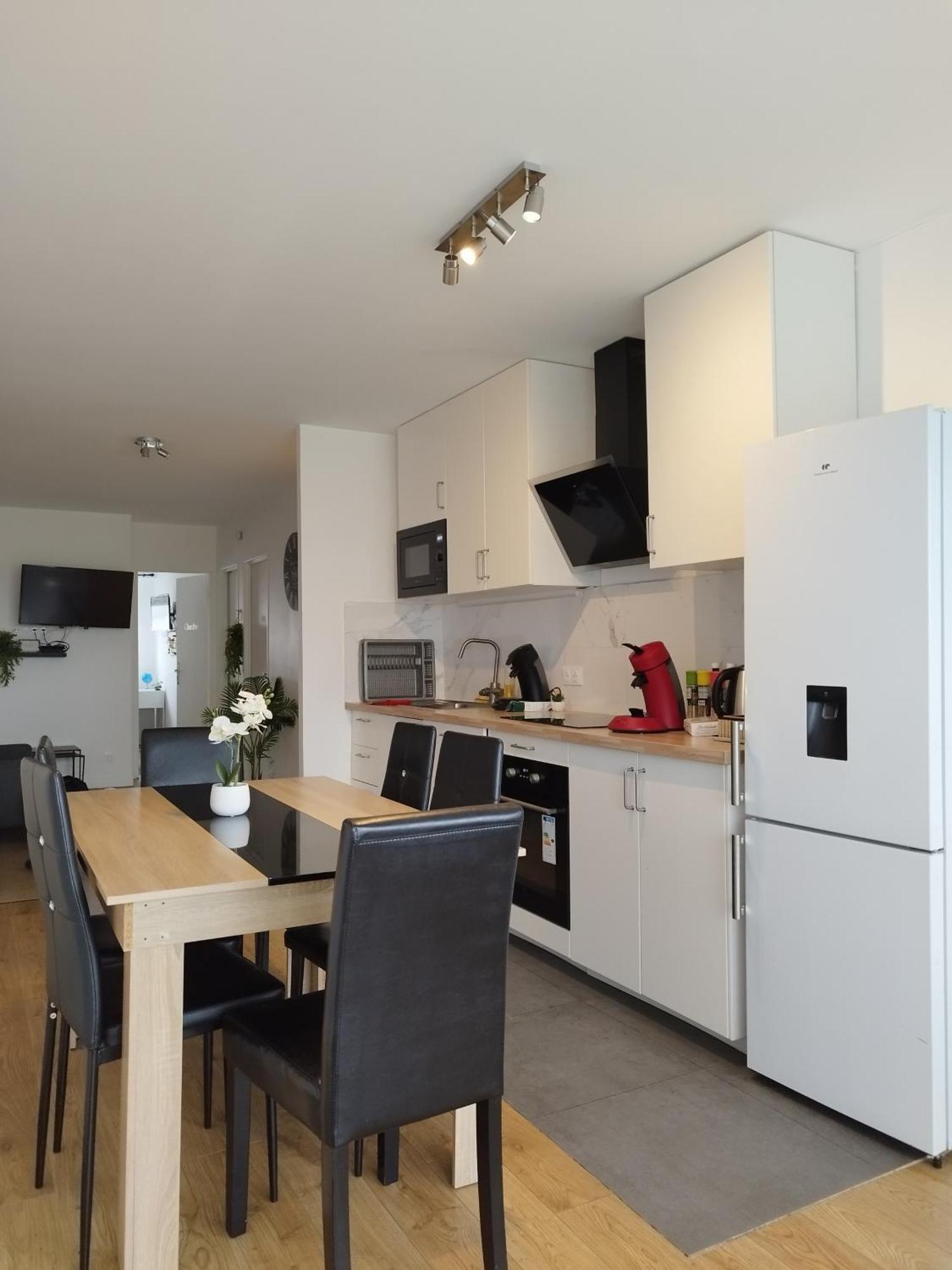Ferienwohnung Parisian Cosy Flat With Balcony Argenteuil Exterior foto